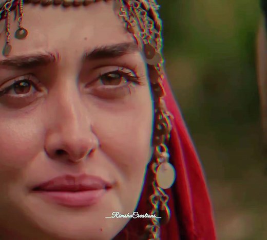 Romantic Moments of Ertugrul and Halima Sultan | Turkish Actors Love Scenes