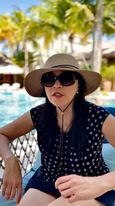 ✨ Summer with the Symphony is two weeks away! Join violinist Huifang Chen @dynamic_strings as she opens the series alongside Christopher Glansdorp (cello) and Tao Lin (piano) in Moonlight Serenade, the first concert of this enchanting chamber music journey. From Mendelssohn’s poetic Piano Trio No. 1 to Schubert’s dreamy Notturno and Schoenfield’s effervescent Café Music, this program promises an evening as radiant and intimate as a moonlit night. 📍 May 22 | Coral Gables Congregational Church @c