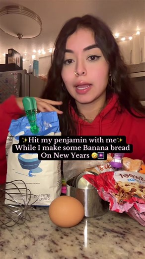 Make banana bread with me on New years 🤣😭🎆 #fyp #foryoupage #foryou | Banana bread