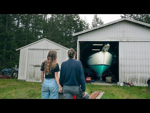 First look at the boat we bought sight unseen! Cape George 36 [S4E2]