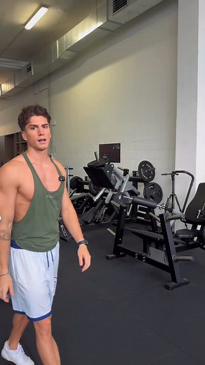 61K views · 615 reactions | giuro che è l’ultimo Seguimi @carlofiorentini__ 﫶 Scrivimi in DM per info sul Coaching 1:1  #gym #gymmemes #gymbro #palestra #allenamento #workout #fitness #aesthetic #bodybuilding #motivation #crossfit #calisthenics #powerlifting #abs #gymtips #tutorial #wellness #stretching #yoga #pilates | Carlo Fiorentini | Facebook