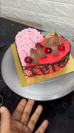 Beautiful Valentine's Special Heart Cake Tutorial #Dilcake #heartshapecake