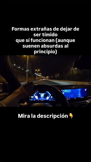 Stefan👨‍💻 on Instagram: "Algunas de estas te parecerán incómodas. Y justo por eso funcionan. ⸻ 1. La práctica de la mirada Sonríe a desconocidos al menos 20 veces al día. No bajes la mirada. No te escondas. En el momento en que dejas de pedir perdón por existir, el miedo al contacto empieza a desaparecer. ⸻ 2. El efecto “soy invisible” Sal de casa con calcetines distintos o con el pelo un poco desordenado. En pocas horas entiendes una verdad brutal: 👉 el mundo no gira alrededor de ti. A la ge