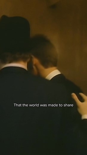 "Please let me try to build, a solid bond in your heart" 🔵 The HD remastered version of 'Solid Bond In Your Heart' is now available on YouTube - see the link in the bio to check it out. | The Style Council