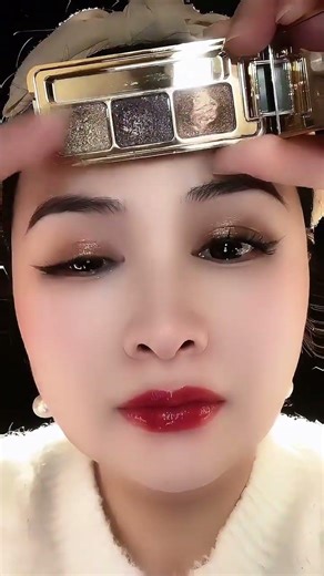 Simple 3 Color Eyeshadow Tutorial for Everyday Glam