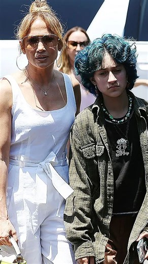 Why Does Jennifer Lopez’s Daughter Emme Look Like Two Different People? #JenniferLopez | Beyond The Screen