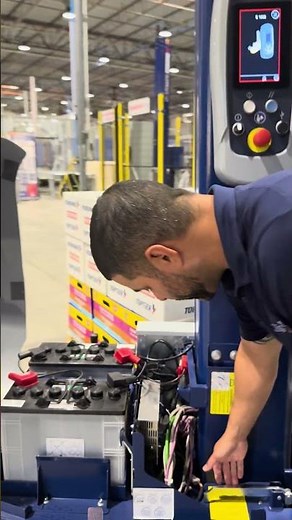 Robot S7 solutions - If guide wheel gets stuck in the pallet and bumper gets hit in pallet