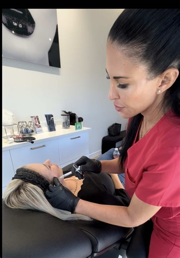 🍀✨ LUCK IS ON YOUR SIDE ✨🍀 Dr. P is bringing the GOLD this St. Patrick’s Day… and trust us, you don’t want to miss this one 💉💚 We’re giving ONE lucky winner: 💚 100 units of neurotoxin (your choice of Botox, Xeomin, or Dysport) 💚 A Platinum Hydrafacial for that ultimate glow Because nothing says “lucky” like smooth, lifted, radiant skin ✨ 🍀 HOW TO ENTER 🍀 ☝🏽LIKE this post 💚 ✌🏽SHARE to your story (don’t forget to tag us!) 🤟🏽FOLLOW us on Instagram, Facebook, TikTok & YouTube @manhattan