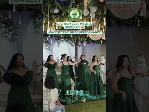 Team Bride turned one wedding game into a whole performance 😂💚