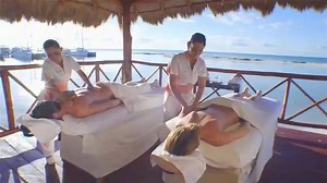 Situated in the heart of the world famous Maroma Beach, the El Dorado Maroma Riviera Maya, A Spa Resort by Karisma, offers effortless vacations that are catered to your needs. The cozy, intimate size of this property means that its great amenities are never more than a short stroll away. | Sunwing Vacations