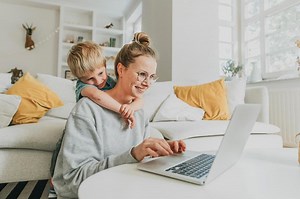 Best Stay-at-Home Mom Schedule to Keep You Keeping On | LoveToKnow