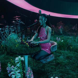 19K views · 860 reactions | A GRAND finale! ✨ We end our journey through Ariana Grande’s garden with a mesmerizing Official Live Performance of “positions.” Watch all six performances now! 栗‍♂️ ⠀⠀⠀⠀⠀⠀⠀⠀⠀ ▶️ https://www.youtube.com/watch?v=uL52DajINdY&list=PL9tY0BWXOZFtMDsEY_z4Be0pDMJ7vDUOw | Vevo | Facebook