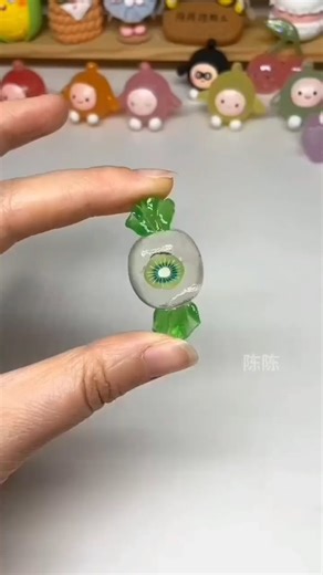 Bloomy Crafts on Instagram: "🍃✨Sweet, squishy, and oh-so-realistic! Creating this transparent clay kiwi candy jelly was pure fun - it looks good enough to eat but way more magical to play with!💚🍬 Try this DIY for a tasty twist on craft time! . . . #CraftingInspiration #DIYCrafts #HandmadeWithLove #CraftyLife #CreativeHands #CraftingCommunity #CraftersOfInstagram #DIYProjects #CraftingIdeas #CraftersGonnaCraft #HandmadeArt #CraftyVibes #ArtisanCrafts #CraftyCreators #CraftingFun #MakersMovemen