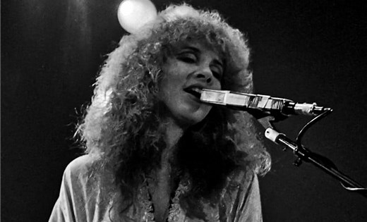 Behind The Song: Fleetwood Mac, "Gypsy"