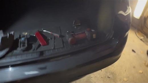 BMW X3 F25 Rear Light Cluster Removal & Bulb Replacement (2014) | Easy DIY #bmw #bmwx3 #bmwf25 #taillight #bulbreplacement #carrepair #diycars #maintenance #mechanic Part 10 | The Flying Duck77 | Facebook