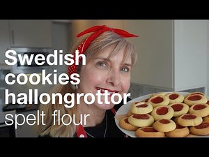Easy Swedish cookies: hallongrottor/ thumbprint with spelt flour