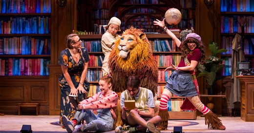 "Library Lion" brought to life on Boston stage with Jim Henson Company puppet