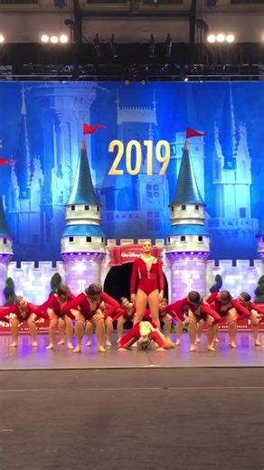 Throwback to UDA College Dance Nationals 2019 when the cougs placed in the top 5 for division IA Jazz and made program history 😭 I LOVE looking back at these memories. Good luck this week @WSU Crimson Girls ♥️ choreo: @tribe99official #udanationals #uda
