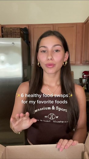 The most sustainable way to lose weight is to not restrict yourself and instead find ways to enjoy your “healthier” lifestyle. Thrive has such a huge selection and makes it so easy to find my favorite healthy swaps while saving money 🫶🏽🫶🏽@thrivemarket #thrivemarketpartner #healthyfoodswaps #weightlossfoodswaps #weightlosssnacks