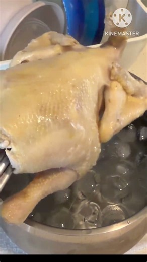 Soaking into an Ice water after slow boiling makes chicken firmer #viralvideo #shorts