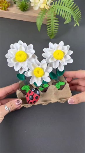 paper crafts creator on Instagram: "Step-by-Step Pistachio Shell Flower Craft #pistachiocraft #flowerart #reusecraft #fblifestyle"