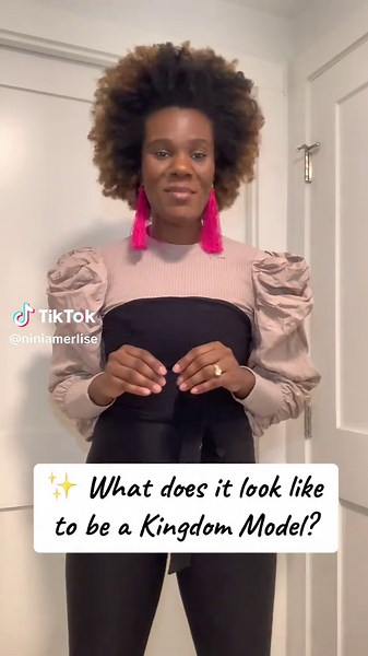 ✨ What does it look like to be a Kingdom Model? It’s not just about looking good – it’s about representing your faith, your purpose, and making an impact in the media! 🌟 At NA Management, we offer formal training to help you walk with confidence, grace, and a strong sense of purpose. 🙏🏼 Ready to step into your calling and make an impact? 💫 Here’s how you can start: 1️⃣ Register for formal training with NA Management 2️⃣ Get equipped with the skills to shine in the media 3️⃣ Become part of th