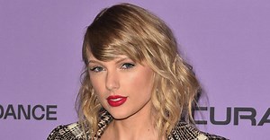 Taylor Swift Releases Full Version Of New ‘All Too Well’ Short Film With Dylan O’Brien & Sadie Sink