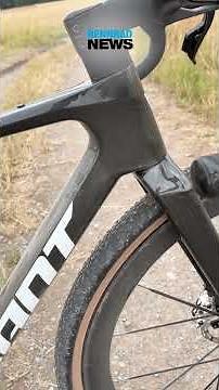 Giant Revolt: Gravel Bike Rides Like a Road Bike | Road Bike News