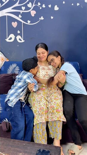 Ek Maa ko aur kya chahiye? ❤️ | My Best Mother's Day Celebration #HarjeetCooks #MiniVlog #shorts
