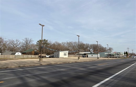 222 W Wisconsin St, Delavan, WI 53115 - for Lease | LoopNet