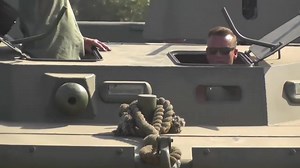 两栖运兵车 LVT-4