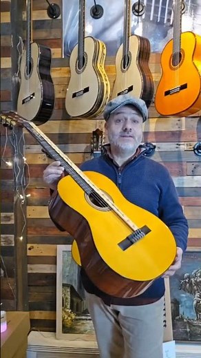 Cheap classical guitar Valencia 274 for beginners