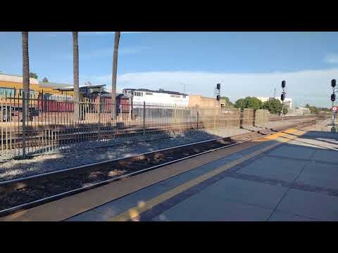 EB Metrolink Train At Fullerton Station CA! #bigbossrailfanner