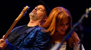 Delaware's musicians cheered him before he died. Now his wife and daughter will take the stage.