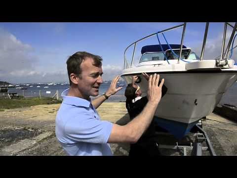 Motor Boat & Yachting - Vinyl hull wrap video