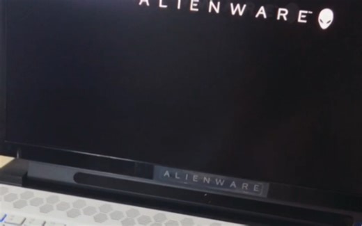 外星人m17r2 alienware M17R2开箱测评