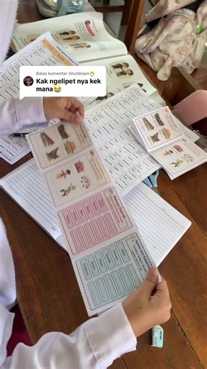 Membalas @Shutdown🐣 ini yah kak tutorial menggunting dan melipat LKPD mini book 😍 #tutorial #menggunting #melipat #lkpd #minibook #diy #hvs #lkpdkreatif #gurukreatif #fypシ #fypageシ #fypシ゚viral🖤tiktok