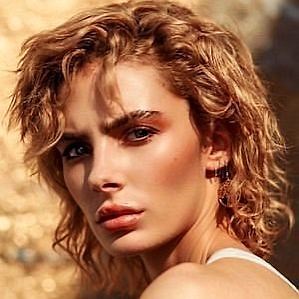 Courtney Paige Nelson Boyfriend 2025: Dating History & Exes - CelebsCouples