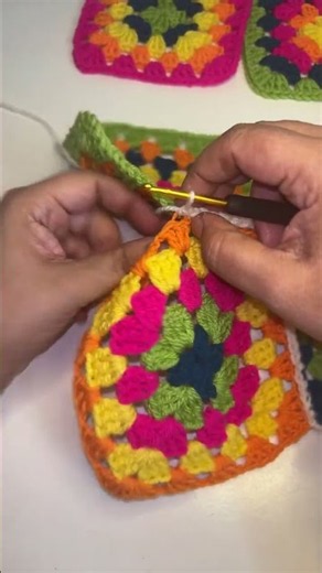 How to join crochet granny Squares