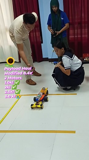 Payload Haul Modified 9v Max 2 motors🌻 Dona Audrie Nicholai Patiño with designers and engineers ( Rowel Molino, Zach Alino, Luke Rabino, John Red Ra, and others) easy lang ang 2.5 kilos. Abangan ang result mamaya🫡🫡🫡😲😲😲 💜💜 #robotics #Arduino | Jimson Vallecillo Serrano