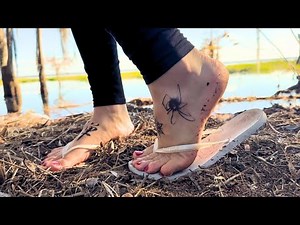Barefoot & Flip-Flops at a Lake | stepping on leaves and mud ASMR 🩴🦶🏻