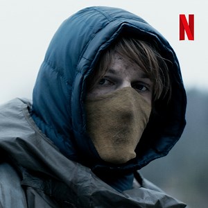 6.8K reactions · 849 shares | Pecados, secretos y terrores que se abisman. Cuando miras fijamente este pequeño pueblo, él también mira dentro de ti. Solo en Netflix. Elige el mejor plan y precio para ti. | Netflix | Facebook