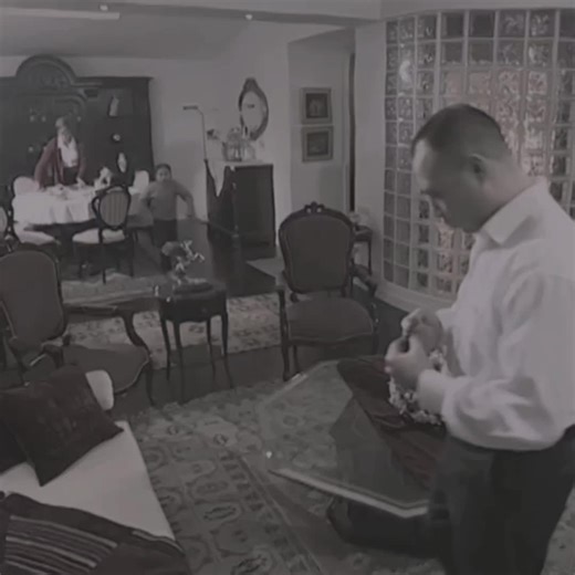 مراد علمدار في وادي الذئاب: مغامرات جديدة