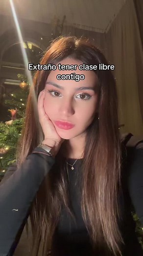 Being Single on Christmas Eve: Embracing the Festive Spirit