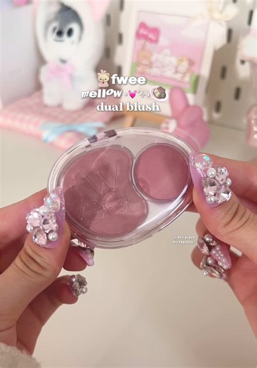 Cute Cool Toned Blush: Purple Shades You’ll Love!