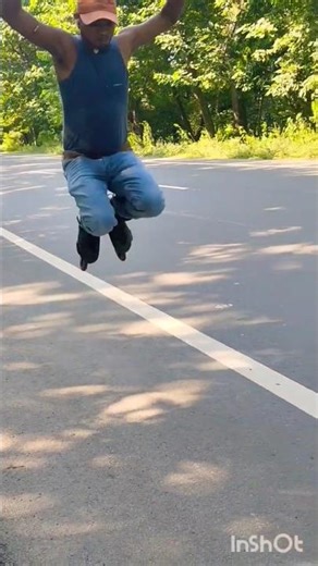 OMG 😭😭 skating practice jump video #skating #jump #skateboarding #skater #trending #shorts