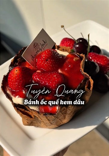 🍓 Bánh ốc quế kem dâu hot trend đã cập bến Tuyên Quang rồi nè các bác ơiii 🌿🌿 #Thuongluongmini #reviewtuyenquang #food #bánhkem