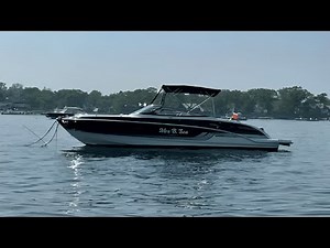 2019 Formula 27 Bowrider for Sale at MarineMax Huntington, NY