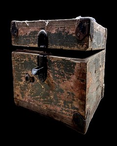 212K views · 2.4K reactions | Satisfying Wooden Box Restoration — Fixing Rot, Cracks & Missing Parts | Pretty Restoration | Facebook