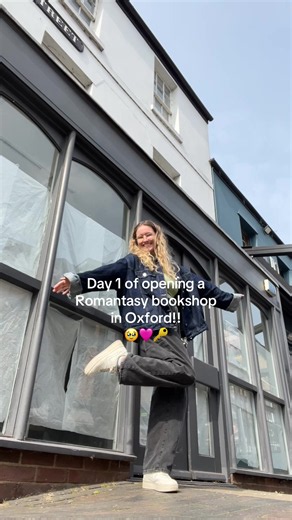 I have news!! I’m opening a Romantasy-only bookshop and gift store in Oxford next month!! 😍 I got the keys 2 weeks ago and the shop may be half pink already 🤭💞 I’m so excited to show you the renovation transformation episodes I’m currently editing! Follow along for updates, and free tickets for the summer Romantasy festival at the bookshop every weekend in July and August are available in my bio link 🥰 #bookshop #oxford #romantasy